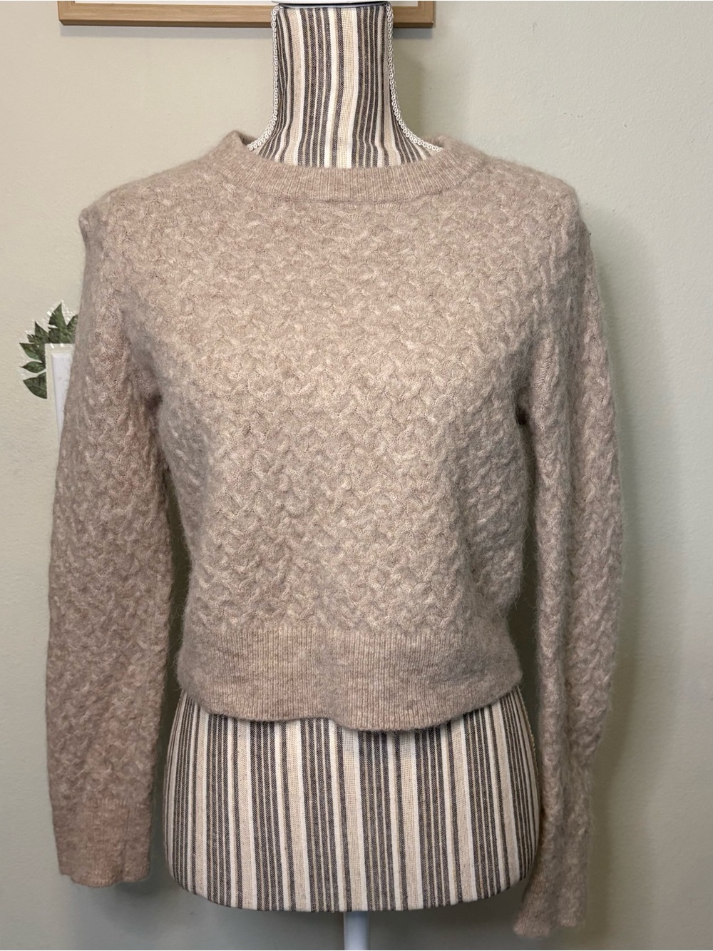 Lululemon preppy quiet lux aspen alpaca wool Cozy Knit Crewneck Sweater Taupe L